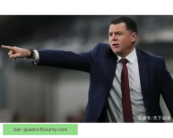 佩德里重返训练场展现状态回暖为球队注入新活力